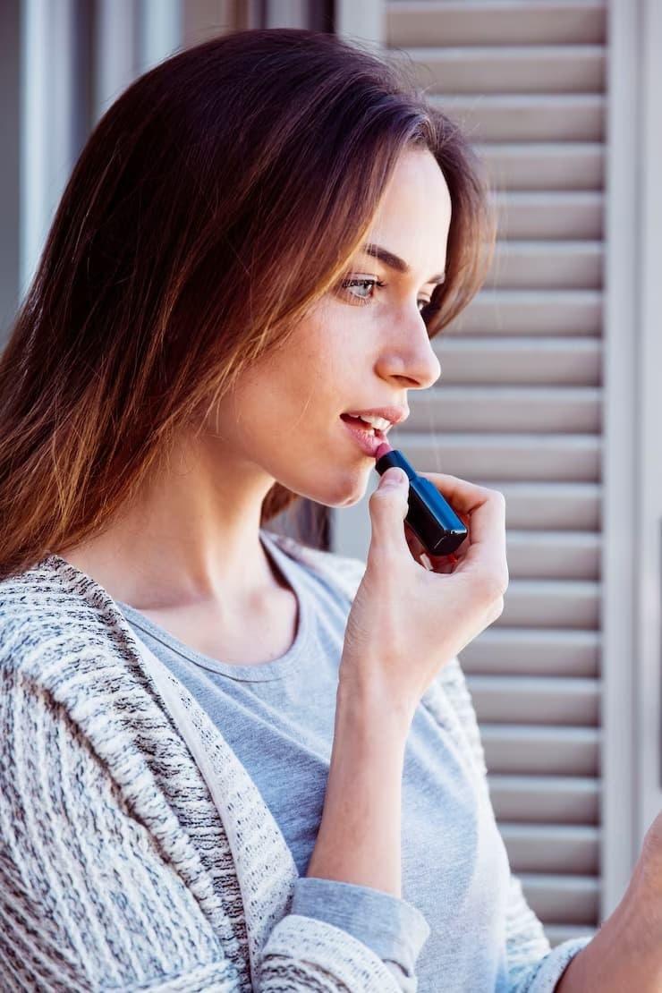 Levný inzerát a tipy pro kupující prodám elektronickou cigaretu jako novou včetně příslušenství