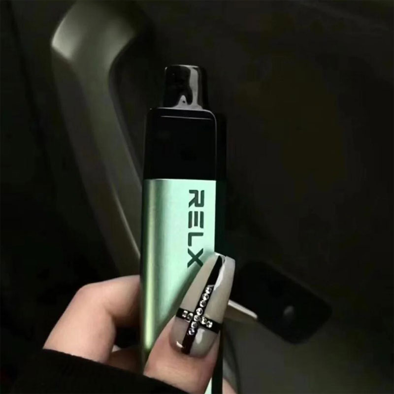 Objevte hlavní výhody elektronické cigarety a jak mohou změnit váš kuřácký život