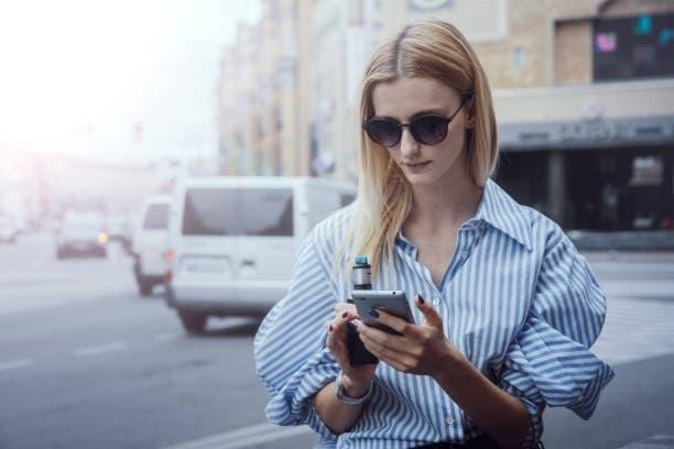 Aktuální průvodce 2026 kde koupit e cigaretu online i v kamenném obchodě, srovnání cen a recenze