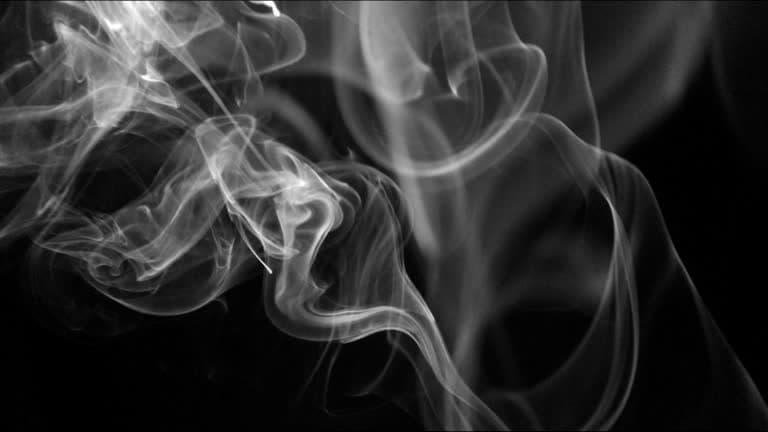 Jak vyrobit náplň do elektronické cigarety bezpečně a snadno krok za krokem průvodce domácí přípravy